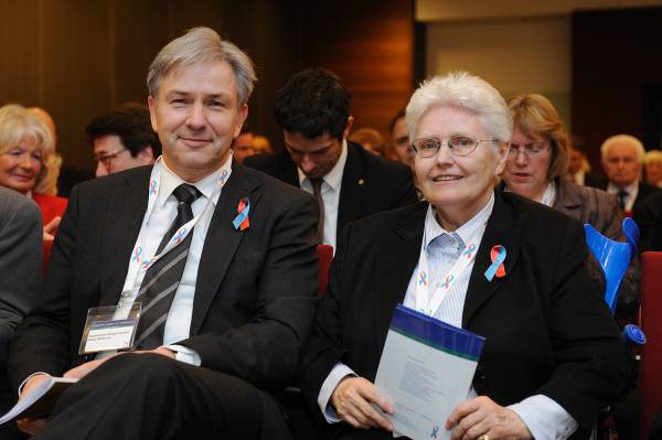 Klaus Wowereit, Regierender Bürgermeister von Berlin, und die Vorsitzende Dagmar Gail